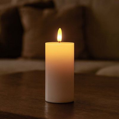 LED Blockljus med flammeffekt, vit, 10 cm hög, Ø5 cm, timer, äkta stearin